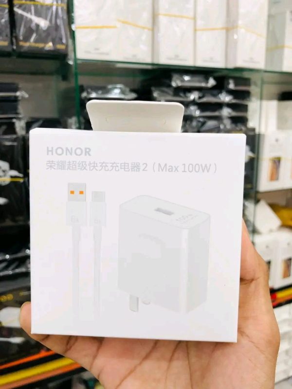 Honor 100W Charger Set.
